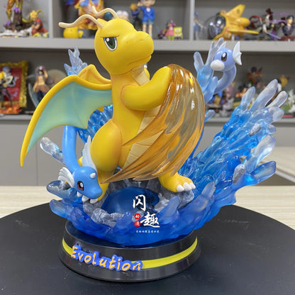 Pokemon Evolution LED Figuren / 21cm - 32cm Größe / Beleuchtet - NerdyGeekStore
